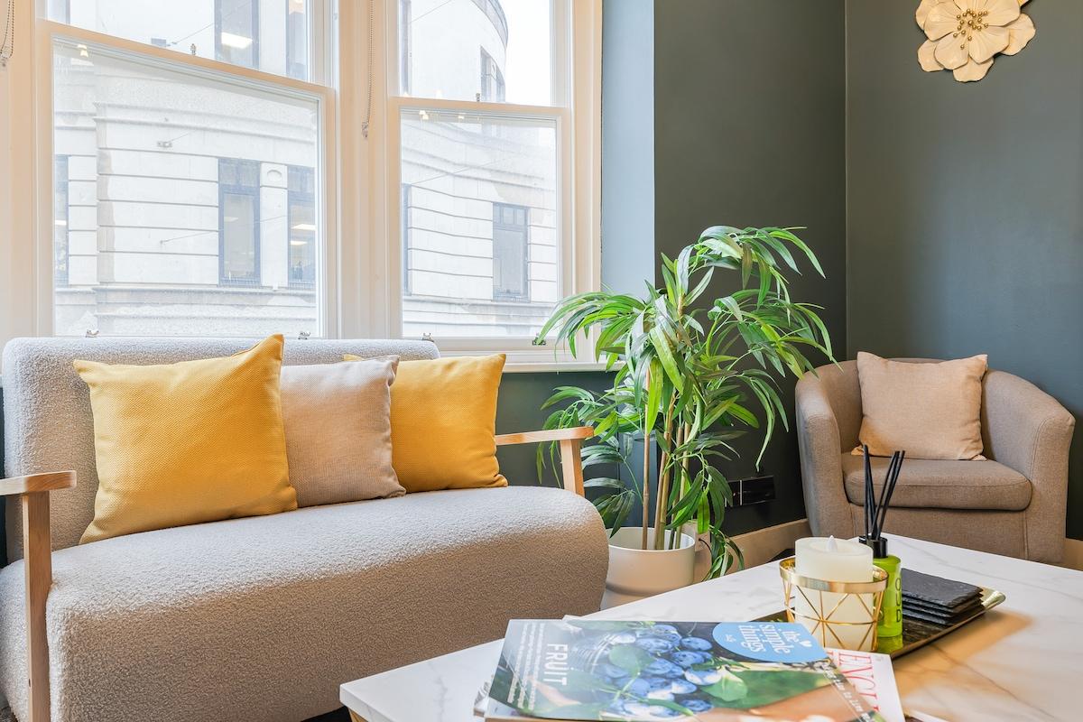 Seaside Stays in the Heart of Town3