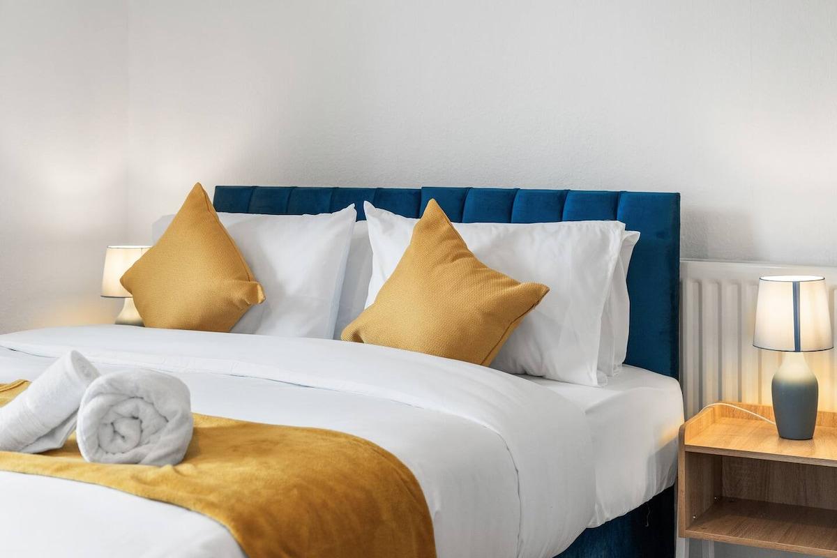 Brighton Explorer's Base -3BR/2BA Walk to Seafront